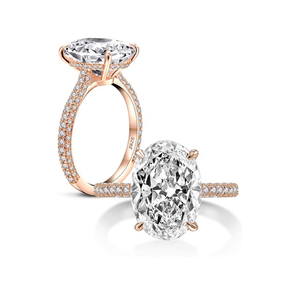 18k Brilliant Diamond Ring - Picture 2 of 13